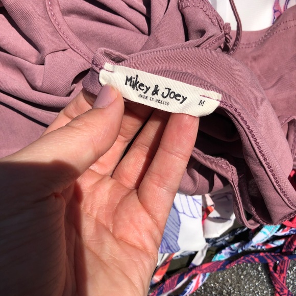 Off shoulder top - Picture 3 of 3